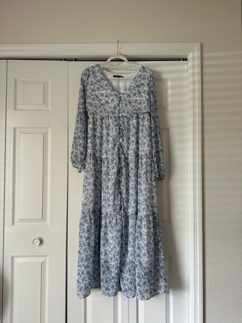 Sugarlips Blue Floral Tiered Maxi Dress